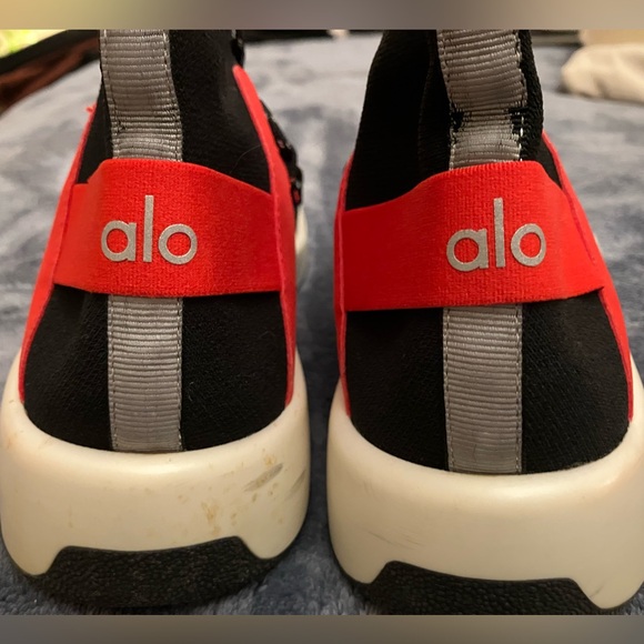 Black and red sock style pull on sneakers “Wanderer” from Alo - Picture 1 of 7
